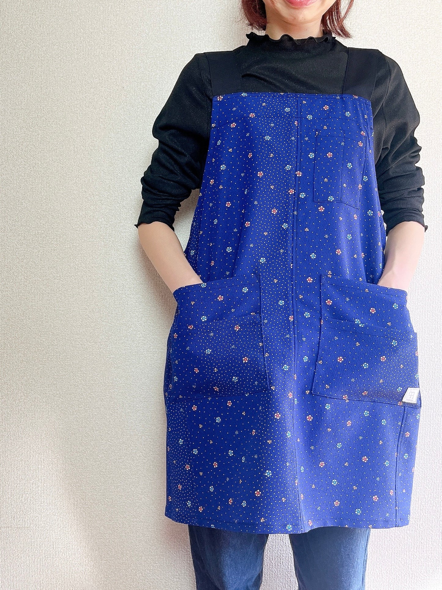 MOMME ワークエプロン　MOAP26D18