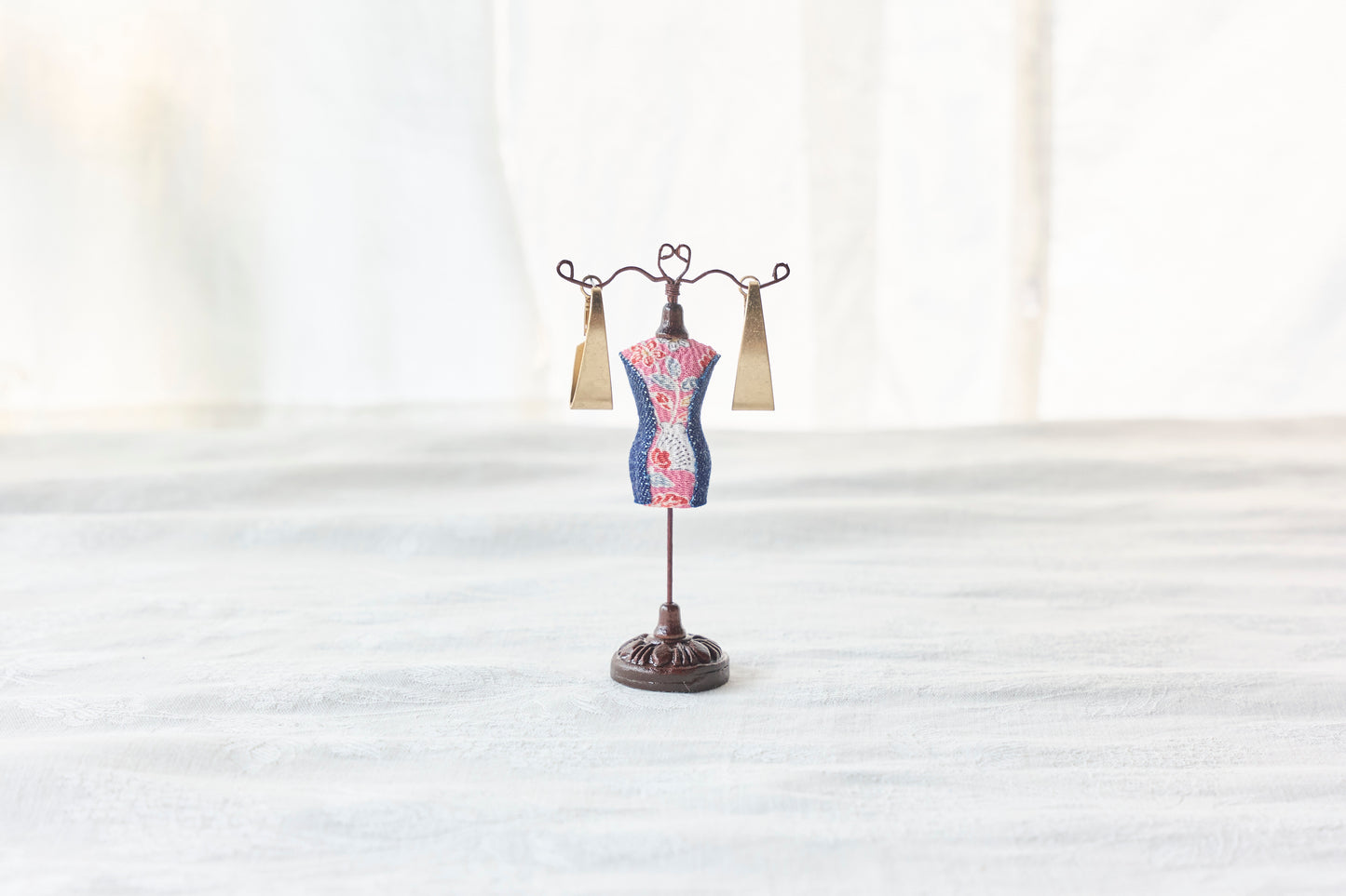 ※母の日プレゼント対象商品※　Yon.×匁MOM ME イヤリングスタンド　MOYN4003
